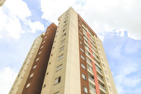 Apartamento para alugar com 70m², 2 quartos e 1 vaga Apartamento para alugar com 70m², 2 quartos e 1 vagaFachada