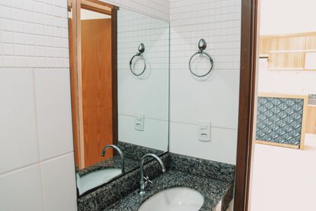 Apartamento para alugar com 70m², 2 quartos e 1 vaga Apartamento para alugar com 70m², 2 quartos e 1 vagaBanheiro