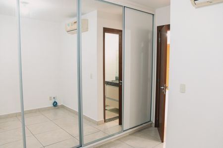 Apartamento para alugar com 70m², 2 quartos e 1 vaga Apartamento para alugar com 70m², 2 quartos e 1 vagaSuíte