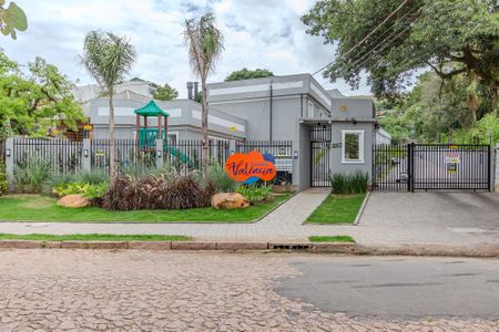 Apartamento para alugar com 52m², 2 quartos e 1 vagaFachado do condomínio