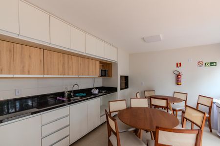 Apartamento para alugar com 52m², 2 quartos e 1 vagaÁrea comum - Salão de festas