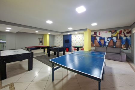 Apartamento para alugar com 100m², 2 quartos e 2 vagasSalão de jogos