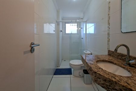 Apartamento para alugar com 100m², 2 quartos e 2 vagasBanheiro da Suíte 2