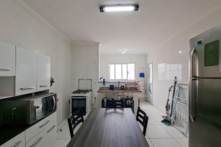 Apartamento para alugar com 100m², 2 quartos e 2 vagasCozinha 