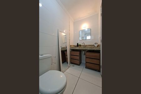 Apartamento para alugar com 100m², 2 quartos e 2 vagasBanheiro da Suíte 1