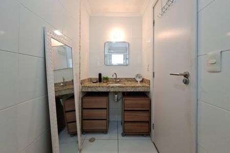 Apartamento para alugar com 100m², 2 quartos e 2 vagasBanheiro da Suíte 1