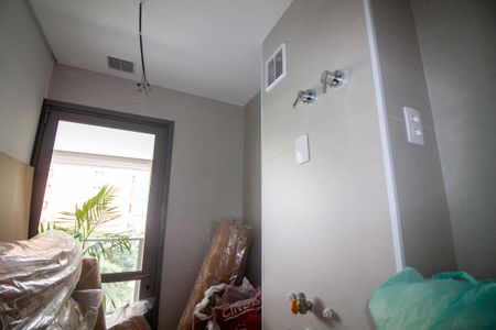 Apartamento à venda com 81m², 2 quartos e 1 vagaÁrea de Serviço