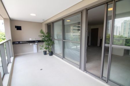 Apartamento à venda com 81m², 2 quartos e 1 vagaVaranda
