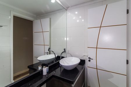 Apartamento para alugar com 57m², 2 quartos e 1 vagaBanheiro 2