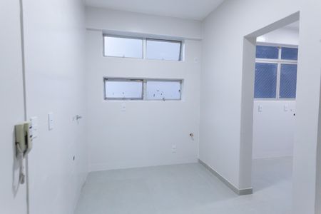 Apartamento à venda com 195m², 4 quartos e 2 vagasCozinha