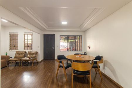 Sala de casa para alugar com 3 quartos, 160m² em Santa Quiteria, Curitiba