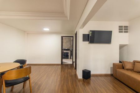 Sala de casa para alugar com 3 quartos, 160m² em Santa Quiteria, Curitiba