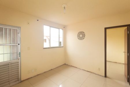 Sala de apartamento para alugar com 2 quartos, 46m² em Paciência, Rio de Janeiro