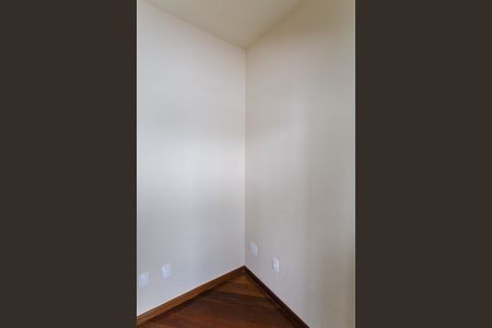 Apartamento para alugar com 135m², 4 quartos e 2 vagasQuarto de Serviço