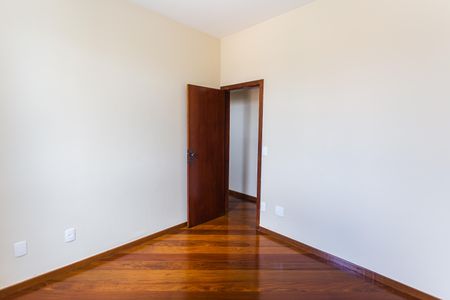 Apartamento para alugar com 135m², 4 quartos e 2 vagasQuarto 4