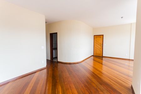 Apartamento para alugar com 135m², 4 quartos e 2 vagasSala