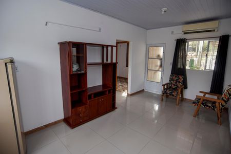 Sala / Cozinha de casa para alugar com 2 quartos, 65m² em São Lucas, Viamão
