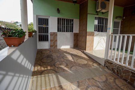 Garagem de casa para alugar com 2 quartos, 65m² em São Lucas, Viamão