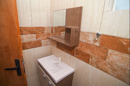 Casa para alugar com 65m², 2 quartos e 1 vagaLavabo