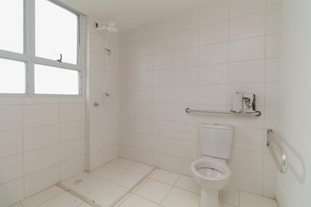 Banheiro de apartamento para alugar com 1 quarto, 51m² em Parque da Mooca, Santo André