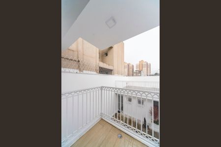 Casa para alugar com 250m², 3 quartos e 4 vagas Casa para alugar com 250m², 3 quartos e 4 vagasVaranda do Quarto 1