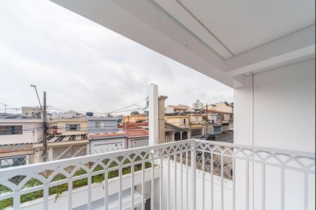 Casa para alugar com 250m², 3 quartos e 4 vagas Casa para alugar com 250m², 3 quartos e 4 vagasVaranda do Quarto 2