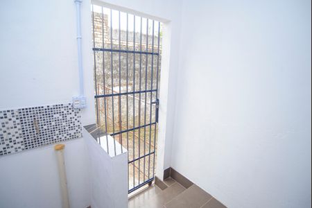 Casa para alugar com 65m², 2 quartos e 1 vagaÁrea de Serviço