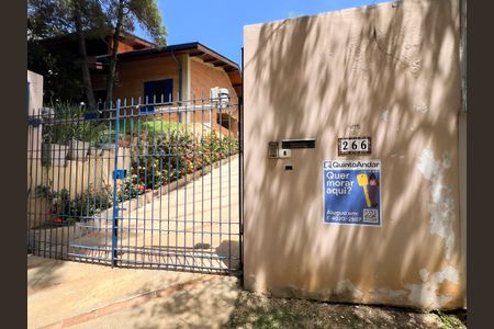 Casa de condomínio para alugar com 400m², 4 quartos e 5 vagas Casa de condomínio para alugar com 400m², 4 quartos e 5 vagasplaquinha