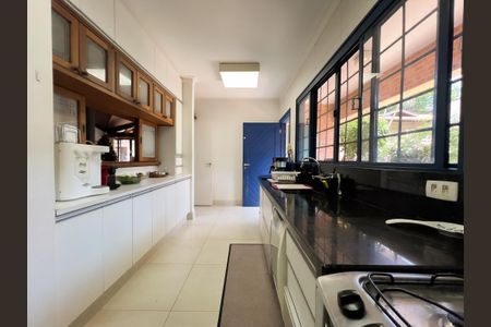 Casa de condomínio para alugar com 400m², 4 quartos e 5 vagas Casa de condomínio para alugar com 400m², 4 quartos e 5 vagasCozinha