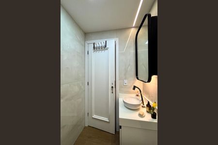 Apartamento à venda com 119m², 3 quartos e sem vagaSuíte - banheiro