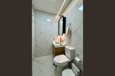 Apartamento à venda com 119m², 3 quartos e sem vagaBanheiro social