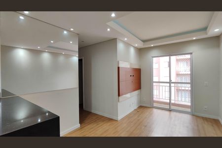 Sala de apartamento para alugar com 2 quartos, 49m² em Vila Romanópolis, Ferraz de Vasconcelos