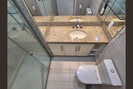 Apartamento à venda com 178m², 4 quartos e 2 vagasBanheiro suite 3