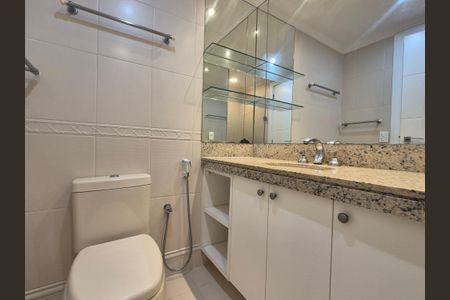 Apartamento à venda com 178m², 4 quartos e 2 vagasBanheiro Suíte 1 e 2