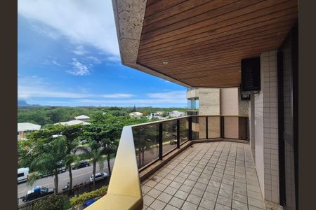 Apartamento à venda com 178m², 4 quartos e 2 vagasVaranda 