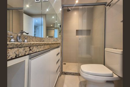 Apartamento à venda com 178m², 4 quartos e 2 vagasBanheiro suite 4