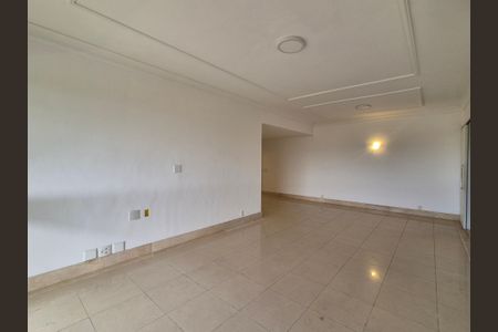 Sala  de apartamento à venda com 4 quartos, 178m² em Barra da Tijuca, Rio de Janeiro