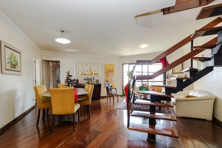 Apartamento à venda com 278m², 4 quartos e 3 vagasSala