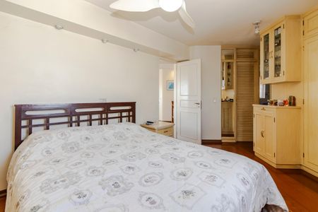 Apartamento à venda com 278m², 4 quartos e 3 vagasSuíte 2 Cobertura