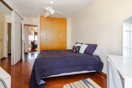 Apartamento à venda com 278m², 4 quartos e 3 vagasSuíte 1