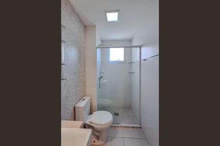 Apartamento à venda com 66m², 2 quartos e 2 vagasBanheiro da Suíte