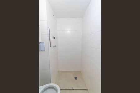 Banheiro de kitnet/studio à venda com 1 quarto, 26m² em Vila Santa Catarina, São Paulo