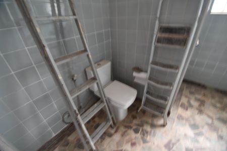 Casa para alugar com 225m², 3 quartos e 2 vagasBanheiro Social