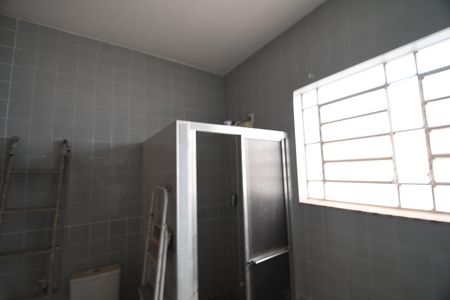 Casa para alugar com 225m², 3 quartos e 2 vagasBanheiro Social