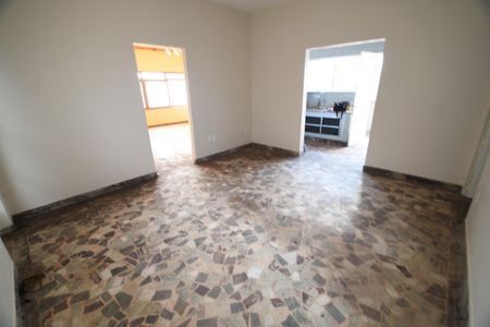 Casa para alugar com 225m², 3 quartos e 2 vagasSala 2