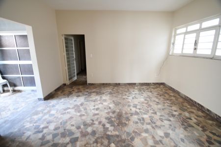 Casa para alugar com 225m², 3 quartos e 2 vagasSala 2