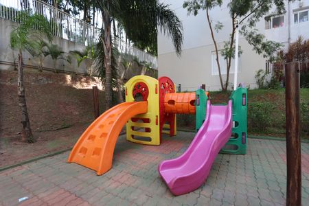 Apartamento para alugar com 45m², 2 quartos e 1 vagaÁrea comum - Playground