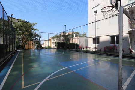 Apartamento para alugar com 45m², 2 quartos e 1 vagaÁrea comum - Quadra