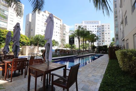 Apartamento para alugar com 45m², 2 quartos e 1 vagaÁrea comum - Piscina