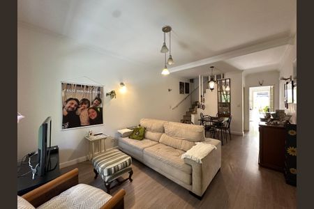 Casa à venda com 115m², 3 quartos e 1 vaga